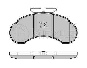 KLOCKI HAMULCOWE PRZÓD - MERCEDES MB100